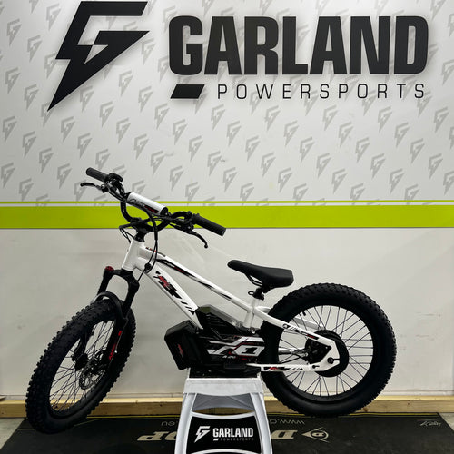 Amped A20 Pro 800W Electric Balance Bike - White