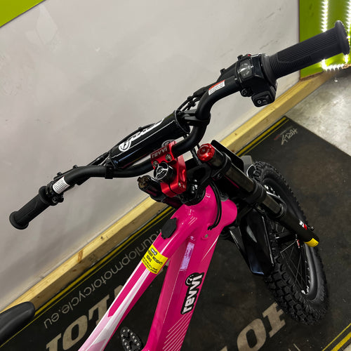 Revvi 18" 500W Electric Bike - Pink