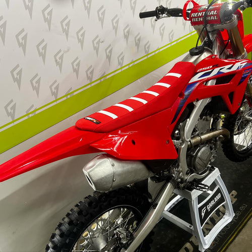 HONDA CRF 250R 2023 - FREE nationwide delivery