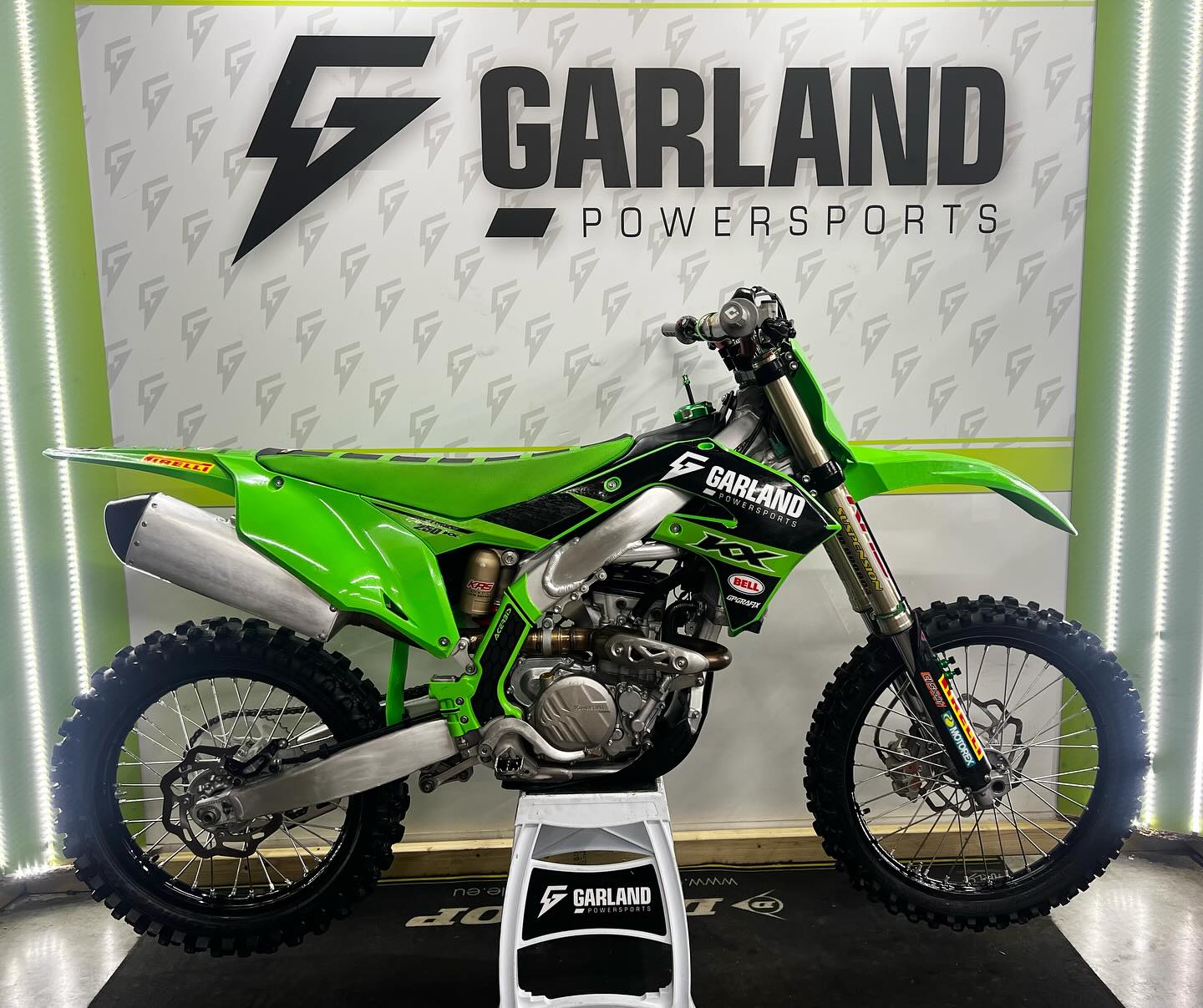 KAWASAKI KX 250 2024 - FREE nationwide delivery