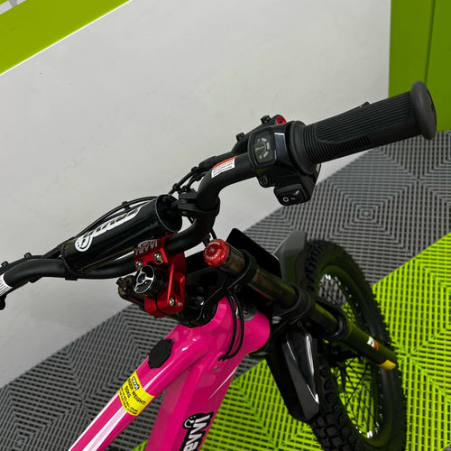 Revvi 18" 500W Electric Bike - Pink