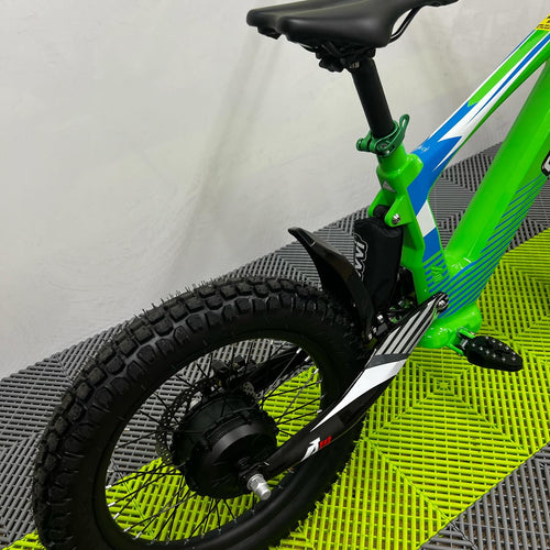 Revvi 18" 500W Electric Bike - Green