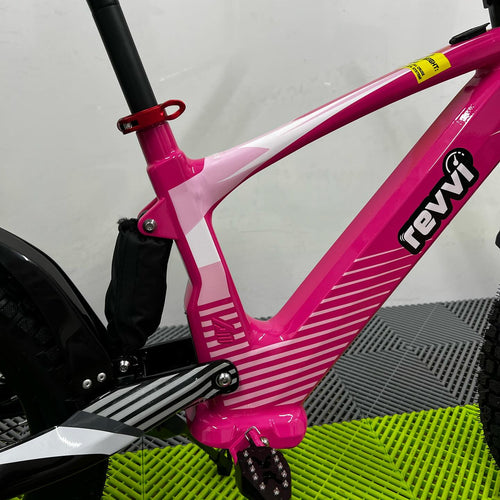 Revvi 18" 500W Electric Bike - Pink