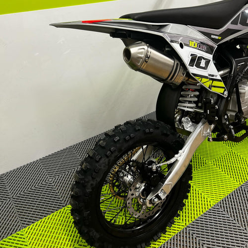 10Ten 125R 125cc Pit Bike MX Dirt Bike