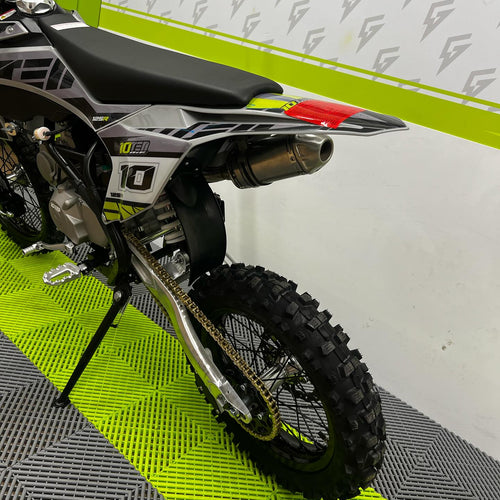 10Ten 125R 125cc Pit Bike MX Dirt Bike