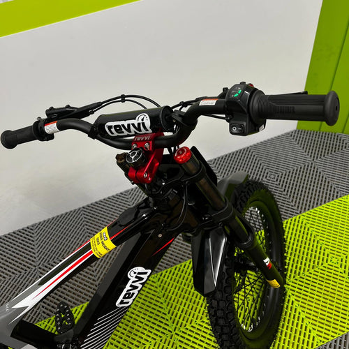 Revvi 18" 500W Electric Bike - Black