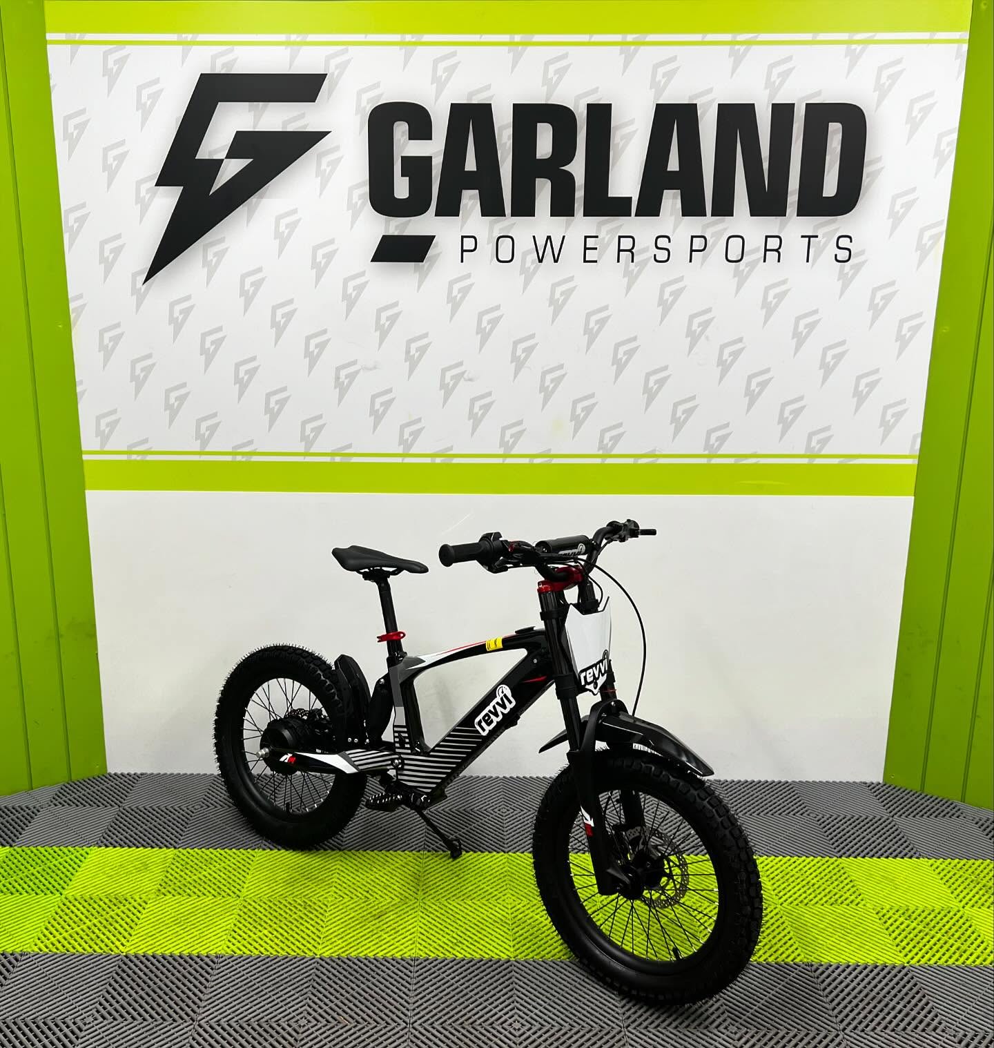 Revvi 18" 500W Electric Bike - Black