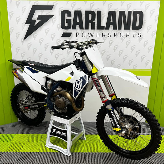 HUSQVARNA FC 450 2022, Mint condition, FMF exhaust and more - FREE nationwide delivery