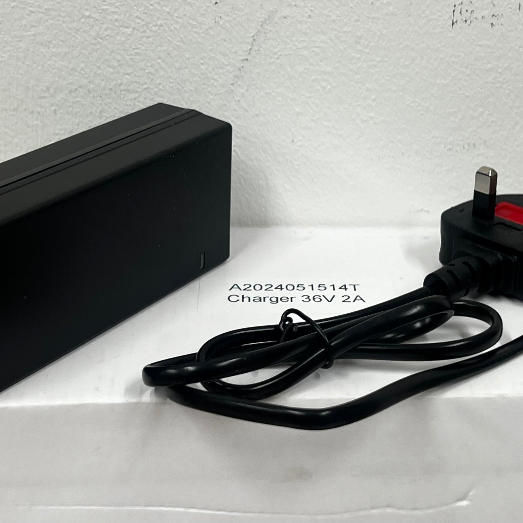 Amped Charger 36V 2A - Fits Amped A20 Pro Bikes Only